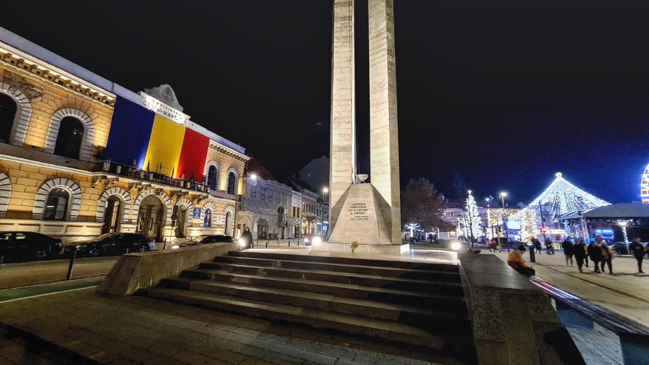 Appartamento Royal Mansion In Unirii Square Cluj-Napoca Esterno foto
