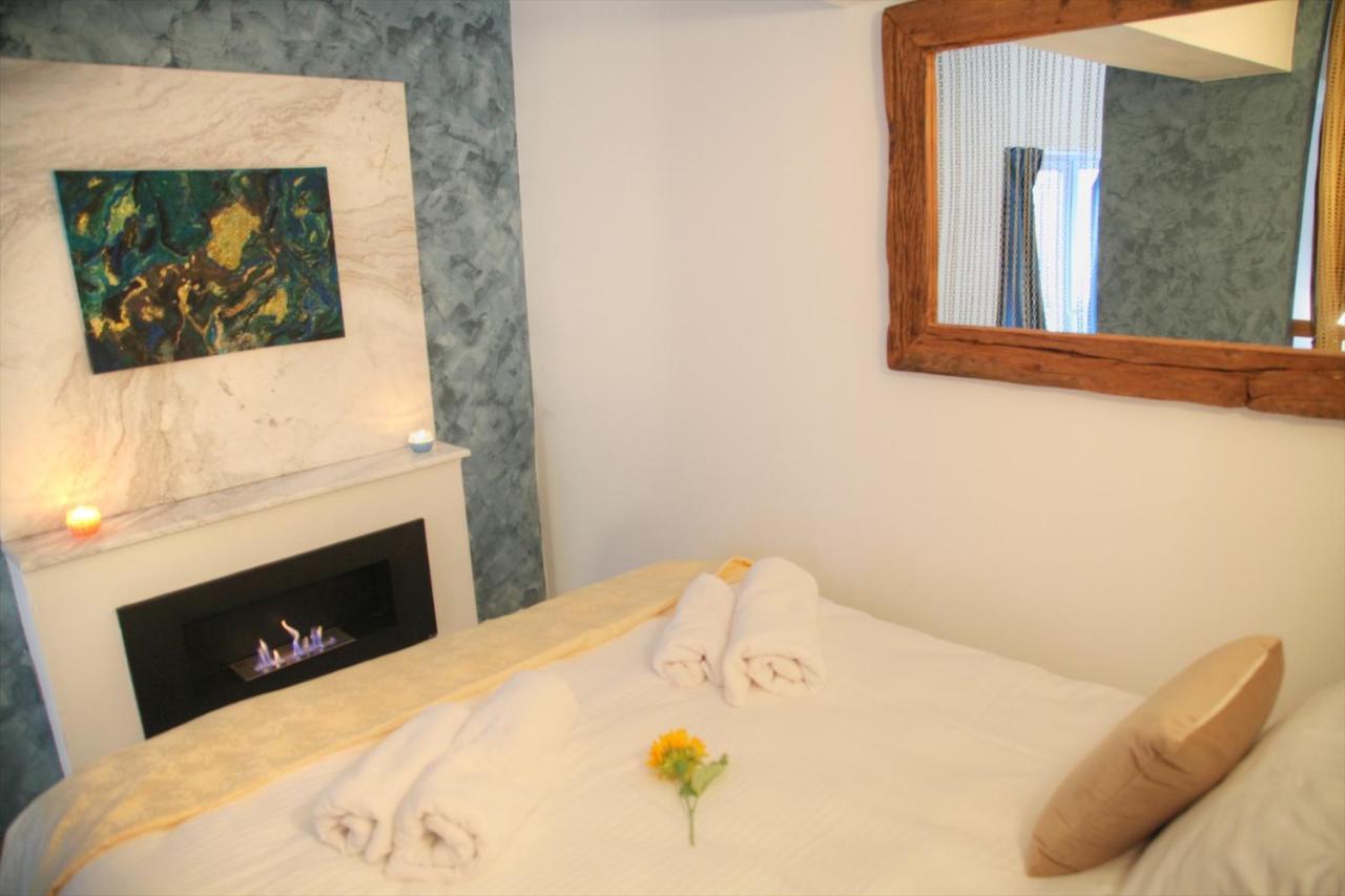 Appartamento Royal Mansion In Unirii Square Cluj-Napoca Esterno foto