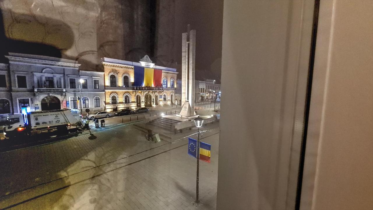 Appartamento Royal Mansion In Unirii Square Cluj-Napoca Esterno foto