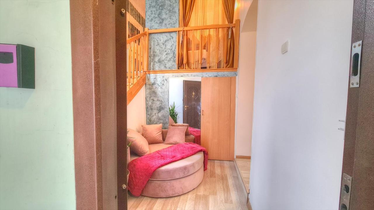 Appartamento Royal Mansion In Unirii Square Cluj-Napoca Esterno foto
